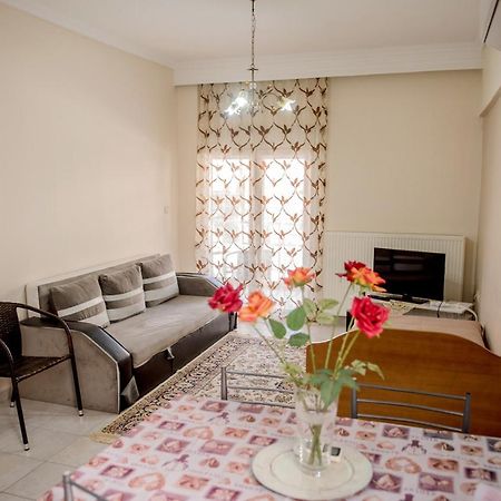 Savvas Apartment Nea Plagia Exterior photo