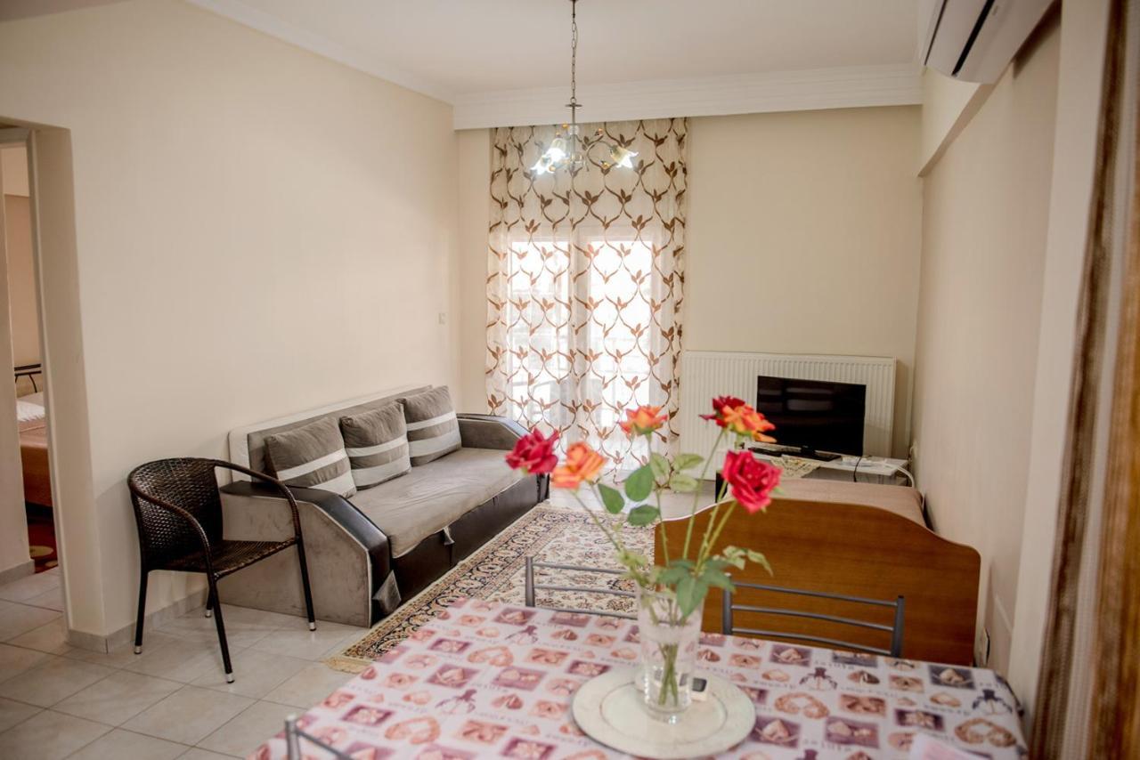 Savvas Apartment Nea Plagia Exterior photo